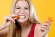 Mẹo lấy cao răng tại nhà hiệu quả trong vài giây