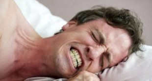 Không thể ngờ trị bệnh nghiến răng khi ngủ lại dễ dàng đến thế